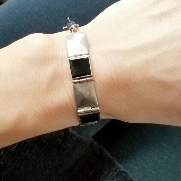 Vintage Sterling Silver Onyx Signed Link Bracelet - Picture 3 of 8